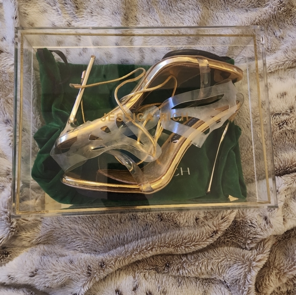 Jessica Rich Clear Heels w/ Clear shoe box